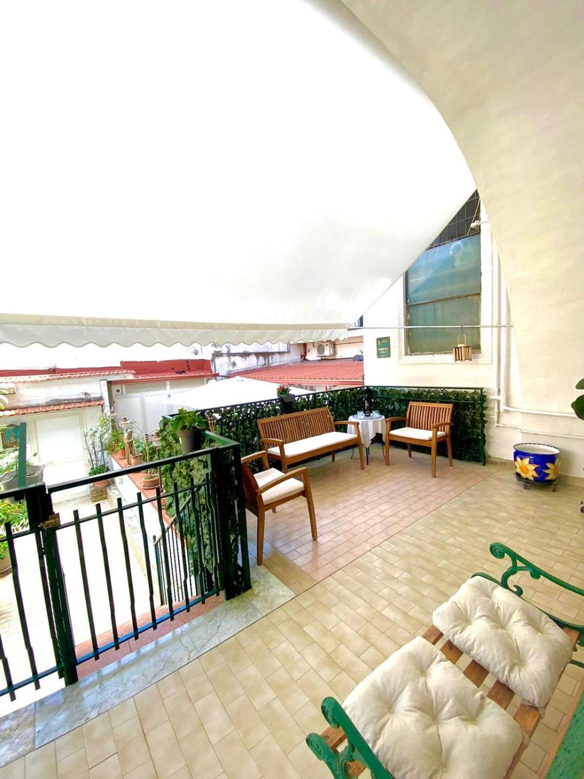 Castellano Apartment Napoli Esterno foto