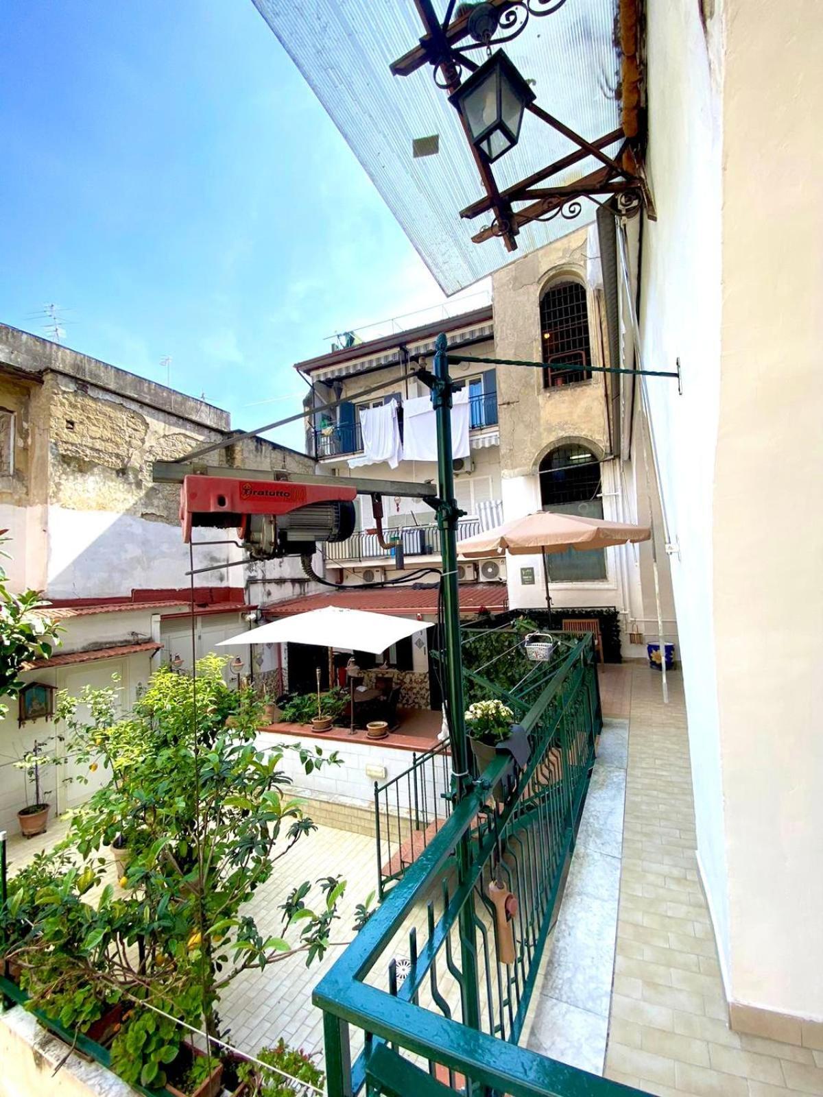 Castellano Apartment Napoli Esterno foto