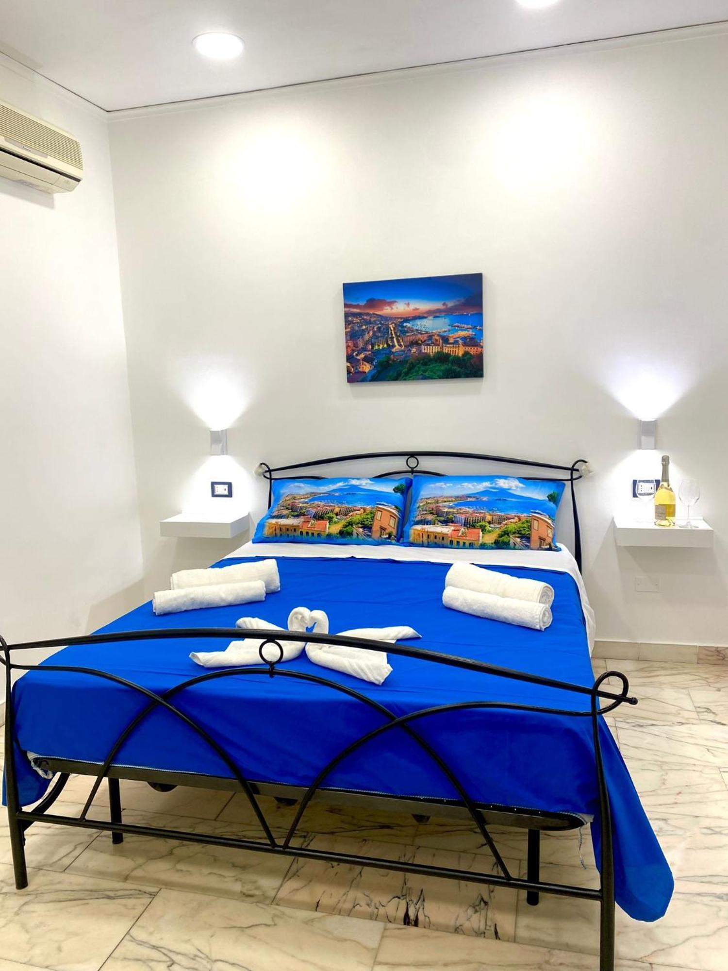 Castellano Apartment Napoli Esterno foto
