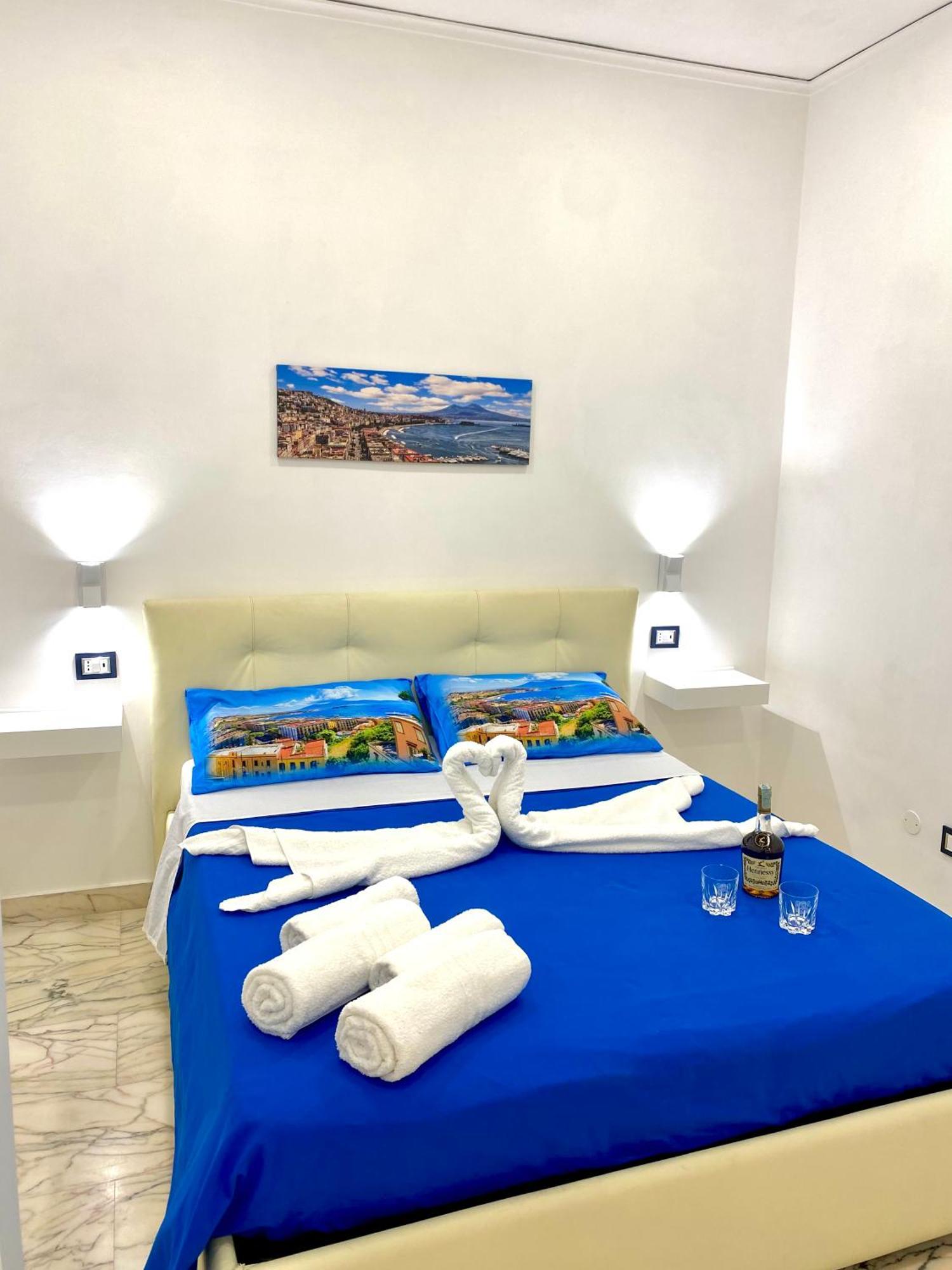 Castellano Apartment Napoli Esterno foto