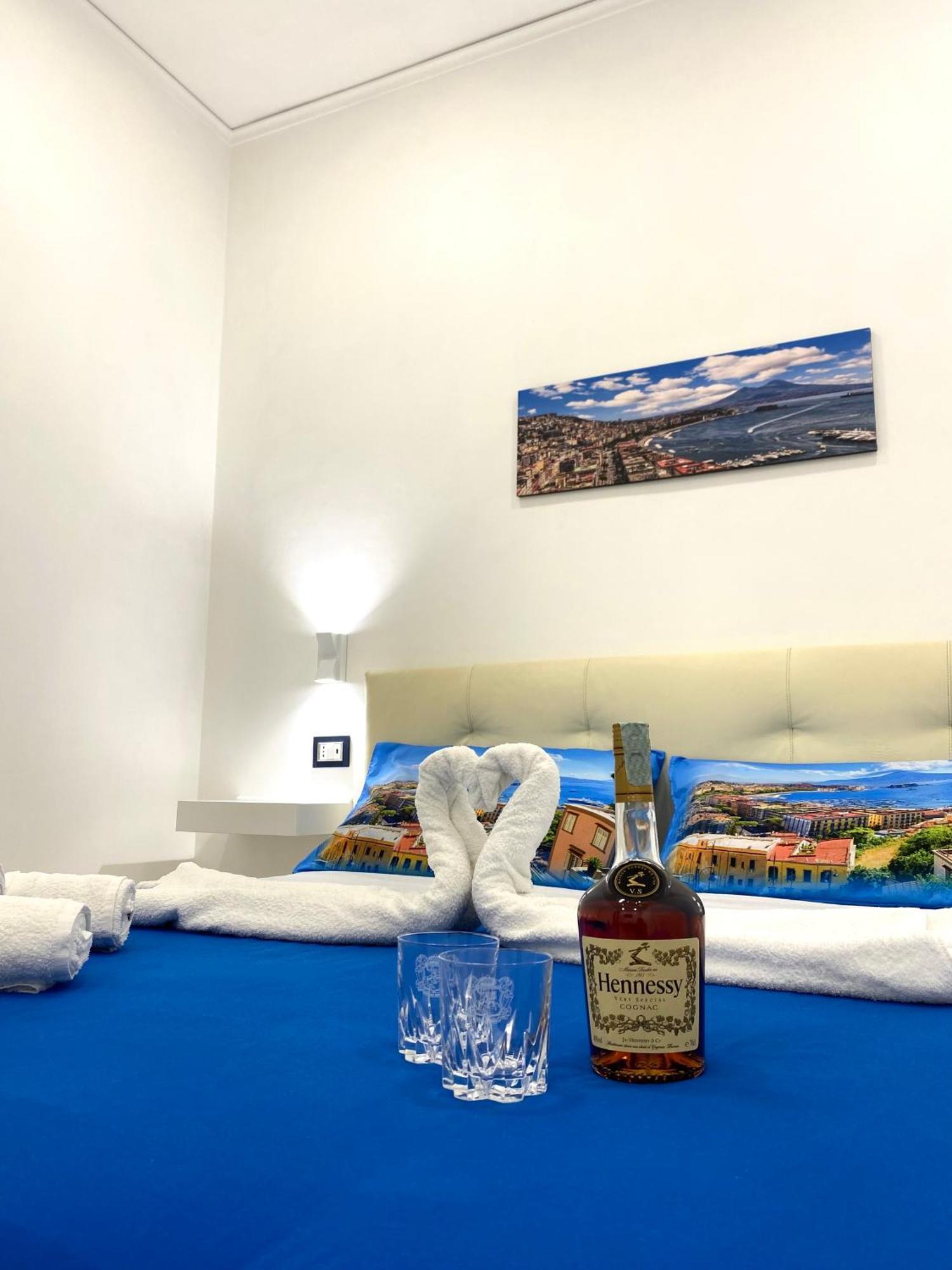Castellano Apartment Napoli Esterno foto